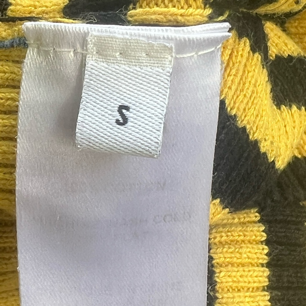 Rare UNIF Crop Sweater - Picture 6 of 6